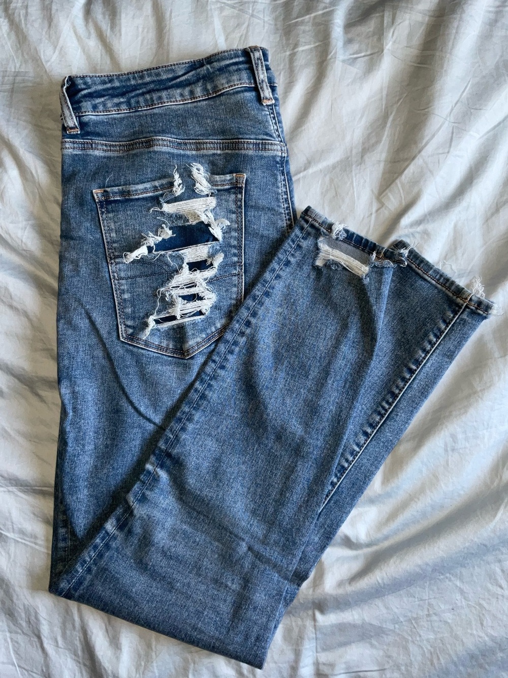 American Eagle Ripped High Rise Jegging - Picture 4 of 7